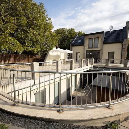 Flamingo Panzio Es Borhaz Nocleg ze śniadaniem 3*