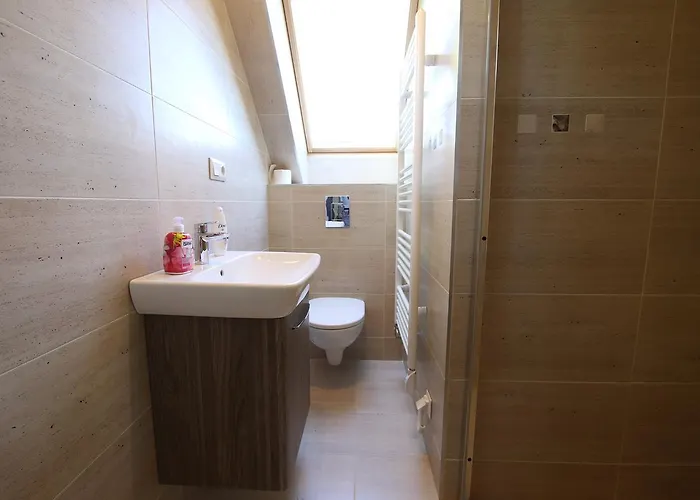 Flamingo Panzio Es Borhaz 3*